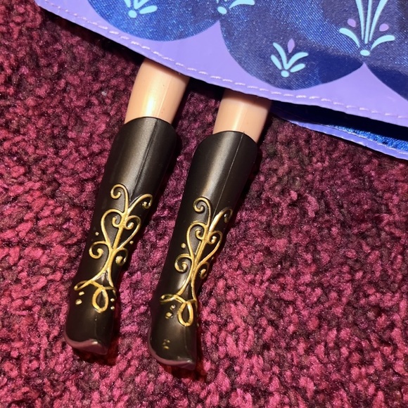 Anna Frozen Barbie Doll with top, blue skirt, black boots, tiara, & hairbrush​ - Picture 7 of 7